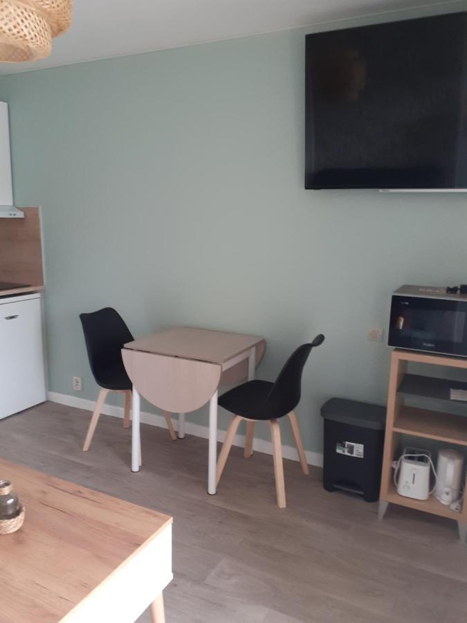 studio calme et paisible avec piscine et parking privé Balaruc-les-Bains Extérieur photo